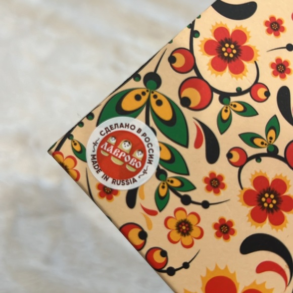 Set of hand painted Russian Easter eggs-NEW IN BOX - Picture 4 of 4